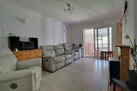 2 bedroom detached bungalow for sale, Trosnant Road, Havant