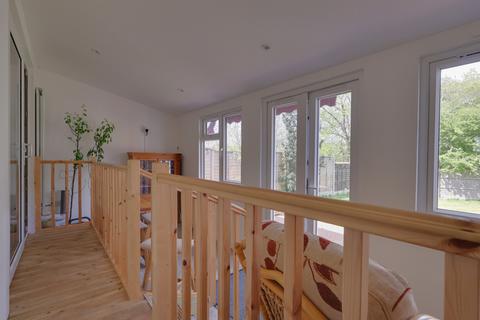 2 bedroom detached bungalow for sale, Trosnant Road, Havant