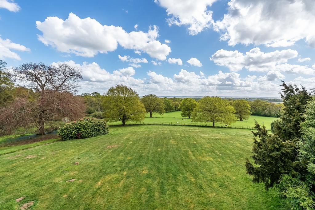 F6-Southlands-House-34