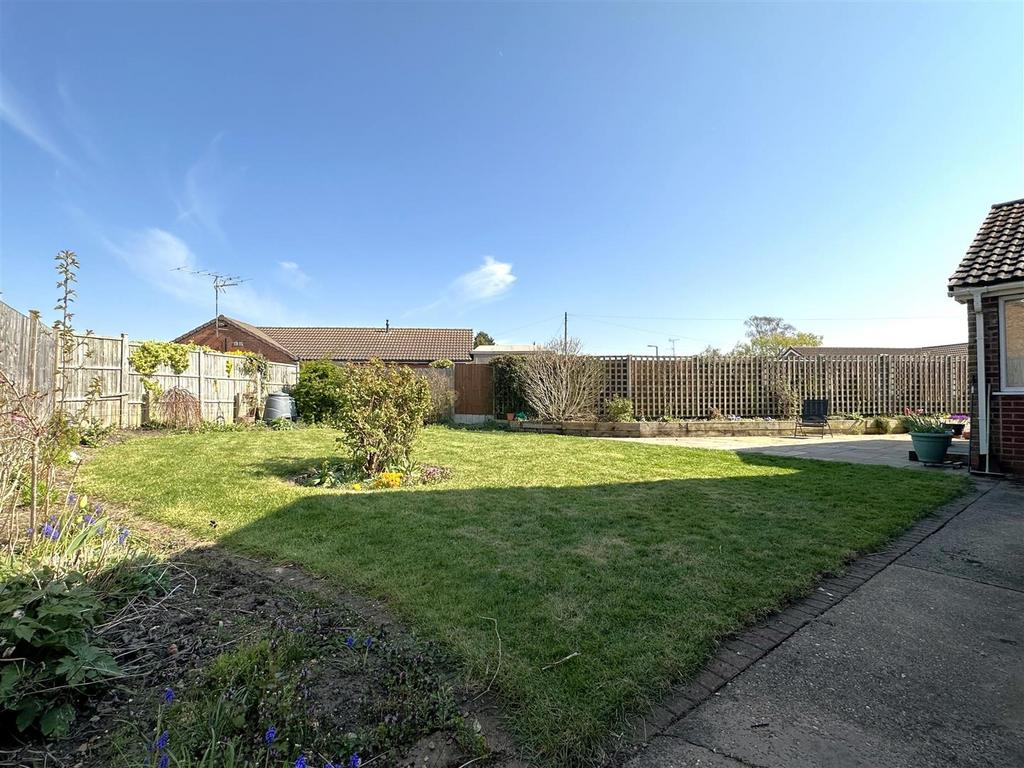 Generous Rear Garden 493