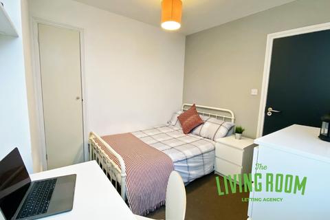4 bedroom house to rent, Mackintosh Place (4 bed), Roath, Cardiff