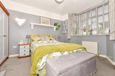 6 Harold Avenue, Westgate-on-sea, CT8 8QU