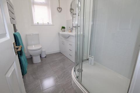 24 Arnside Avenue, Riddlesden, Keighley, BD20 5AD