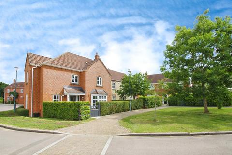 4 bedroom detached house for sale, Hartington Road, Swindon SN25