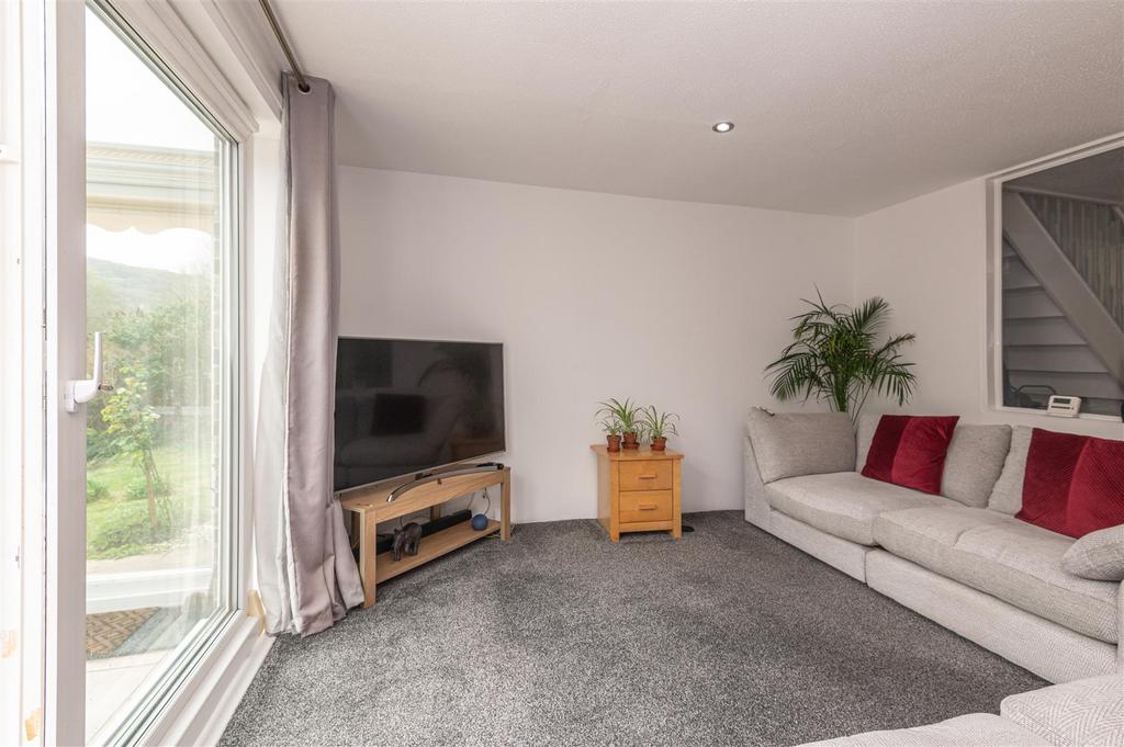 Lounge/Kitchen