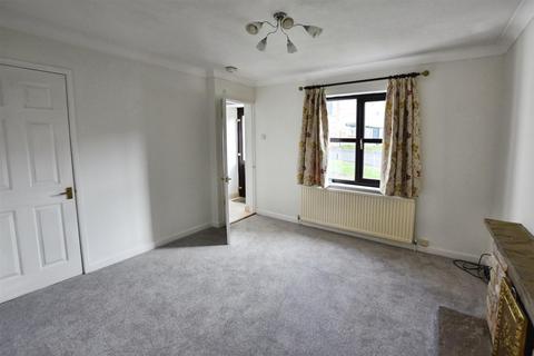 2 bedroom end of terrace house to rent, Weston Mews, Foundry Road, Stamford