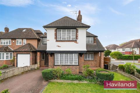 65 Friars Walk, London, N14 5LJ