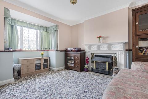 3 Elm Grove, Kidlington, OX5 1DR
