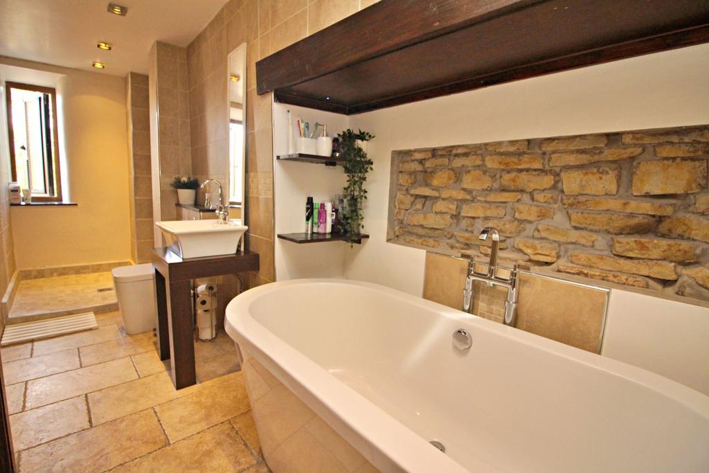 Bath and Wet Room Shower