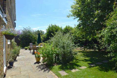 4 bedroom detached house for sale, St. Peters Close, Princes Risborough HP27