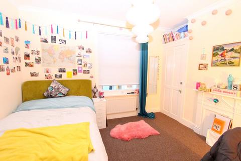3 bedroom apartment to rent, Grove Street, Brighton, East Sussex, BN2