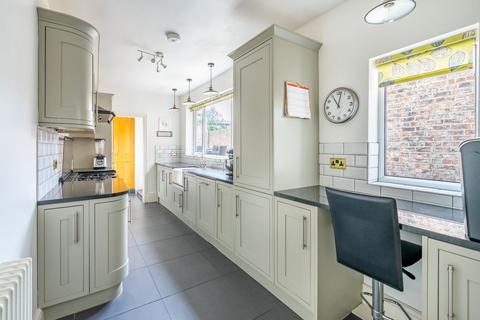 undefined, Huntington Road, York