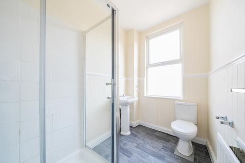 282 York Road, Leeds, LS9 9DN