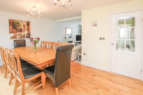 29 Hamilton Crescent, Warley, Brentwood, CM14 5ES