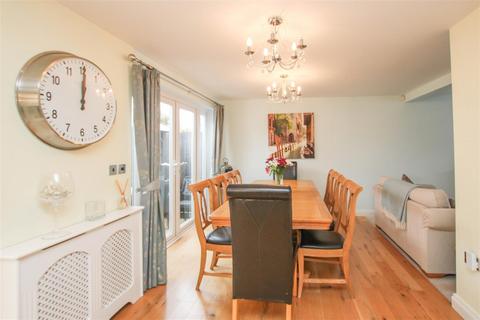 29 Hamilton Crescent, Warley, Brentwood, CM14 5ES