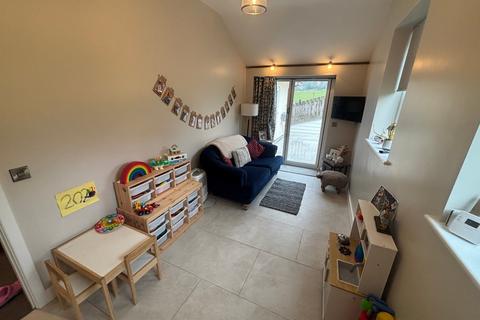 10 Pwllswyddog, Tregaron, SY25 6JG
