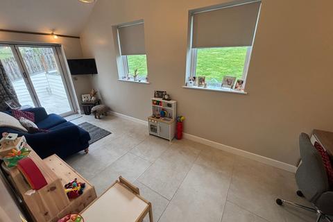 10 Pwllswyddog, Tregaron, SY25 6JG