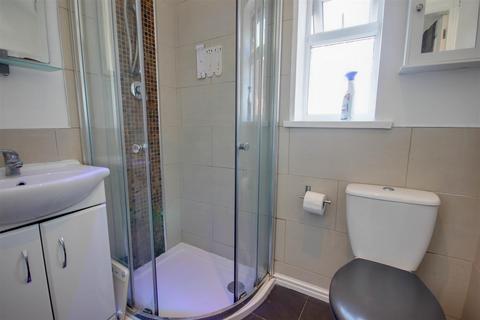 119 Brooklands Road, Hull, HU5 5AE