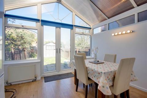 119 Brooklands Road, Hull, HU5 5AE