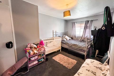 18 Dulnan Close, Tilehurst, Reading, RG30 4YW