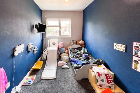 18 Dulnan Close, Tilehurst, Reading, RG30 4YW