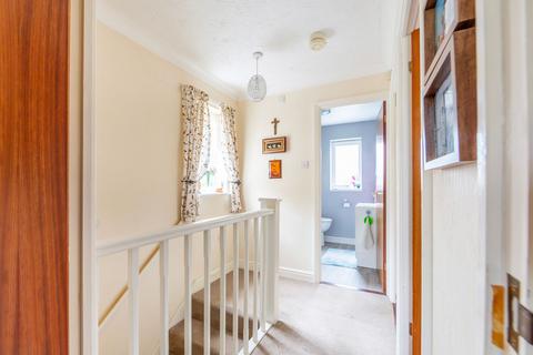 15 Charter Way, Lowestoft, NR33 8UT