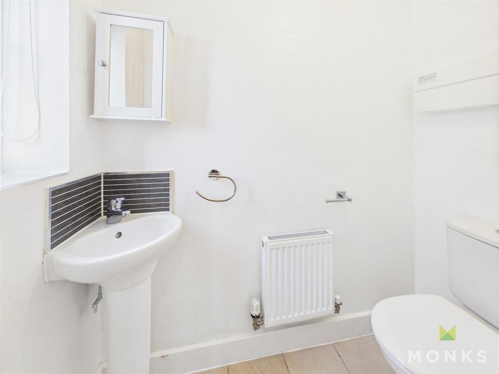 CAM01348 G0-PR0727-STILL001.jpg