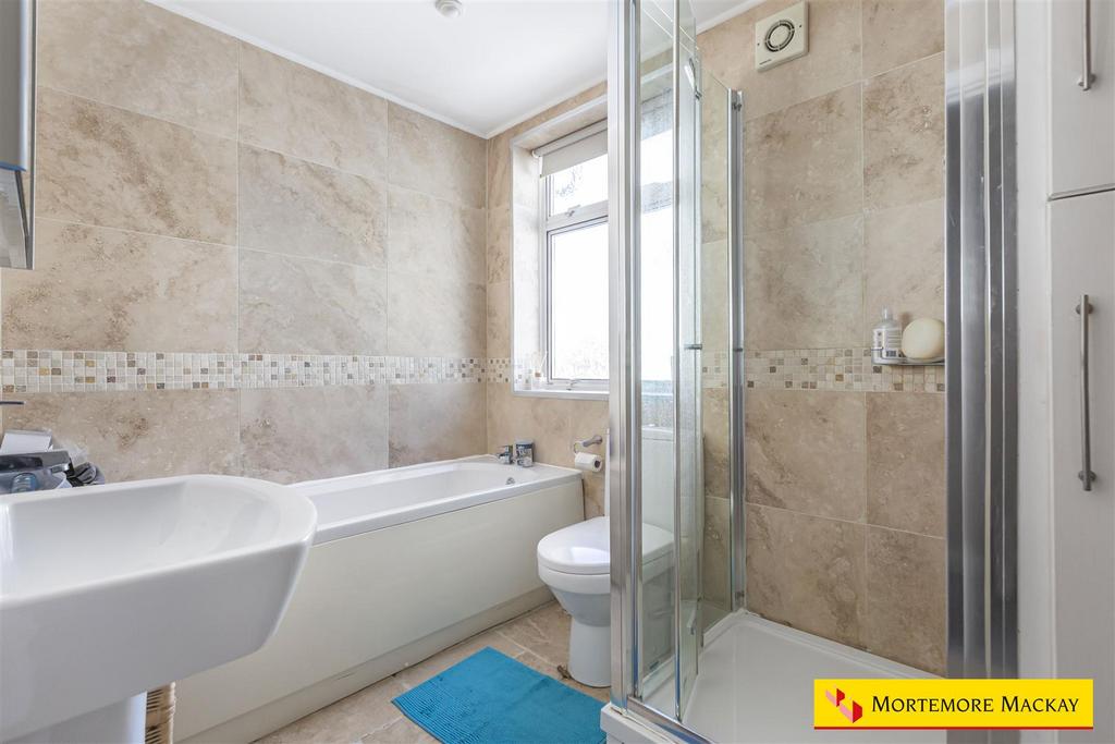 25 52094 watermarked.jpg