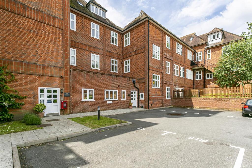 Flat-rendell-house-elizabeth-drive-banstead-115.jp