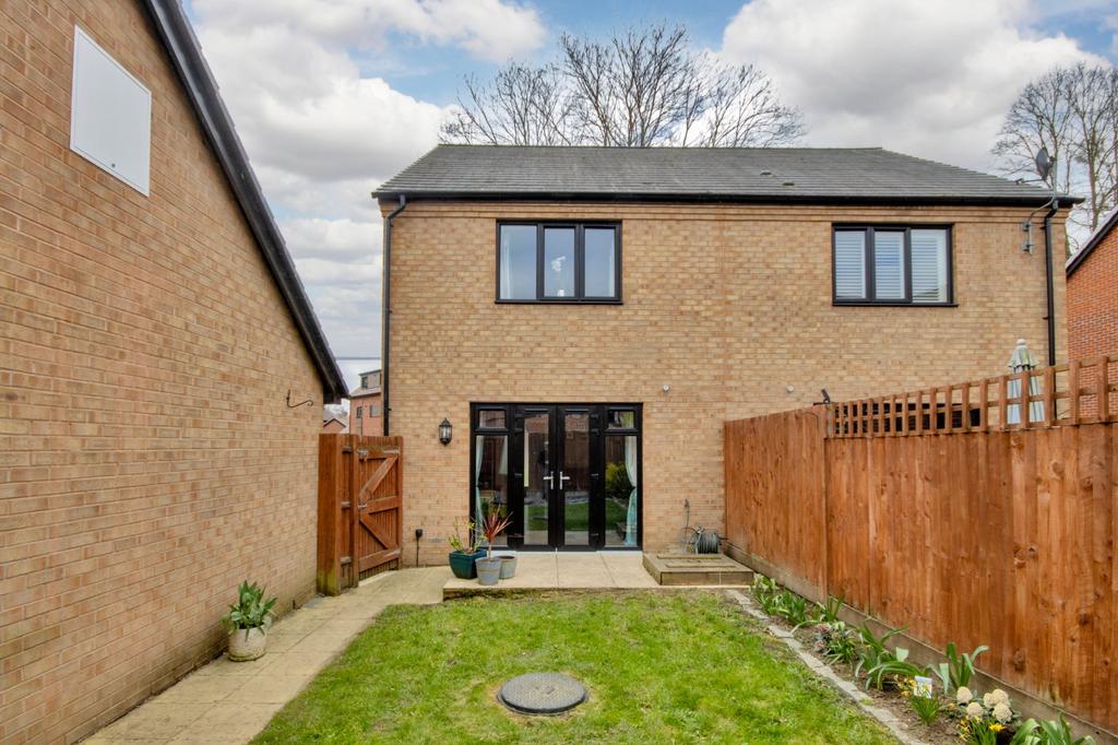 Garden &amp; Rear