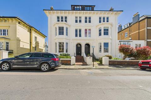 2 bedroom flat for sale, Albany Villas, Hove, BN3 2RS