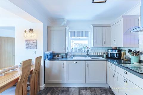 3 bedroom bungalow for sale, Brantwood Drive, Devon TQ4