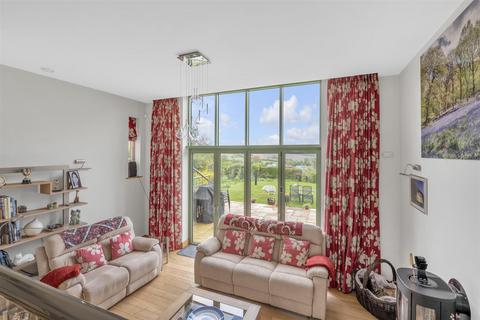 4 bedroom detached house for sale, Horn Hill, Whitwell