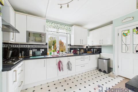 25 Fox Hill, Bapchild, Sittingbourne, ME9 9AB
