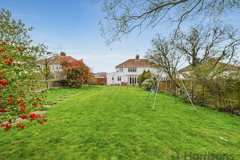 25 Fox Hill, Bapchild, Sittingbourne, ME9 9AB