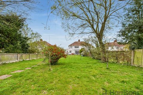 25 Fox Hill, Bapchild, Sittingbourne, ME9 9AB