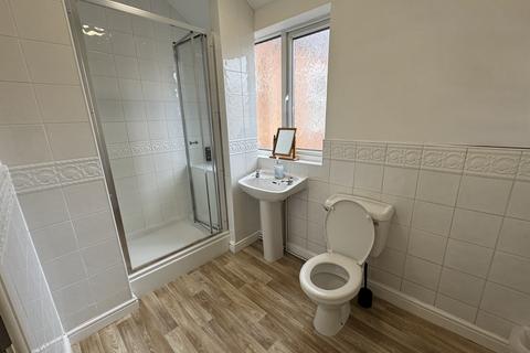 1 bedroom bedsit to rent, Fosse Road Central, Flat 5, Leicester LE3