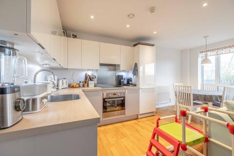2 bedroom apartment for sale, Windsor Road, Slough SL1