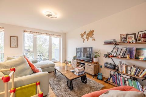 2 bedroom apartment for sale, Windsor Road, Slough SL1