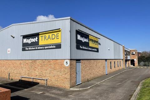 Industrial unit to rent, Unit A Chancel Close Industrial Estate, Eastern Avenue, Gloucester, GL1 3ND