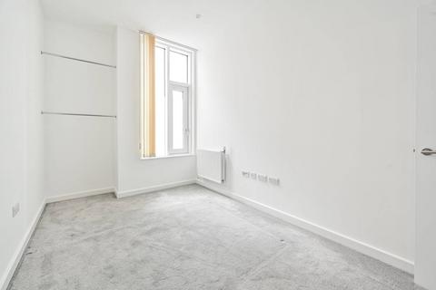 1 bedroom flat for sale, Spectrum Way, Wandsworth, London, SW18