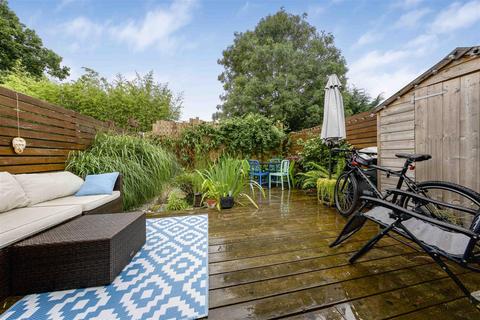 42a Glebe Way, Hanworth, Feltham, TW13 6HJ