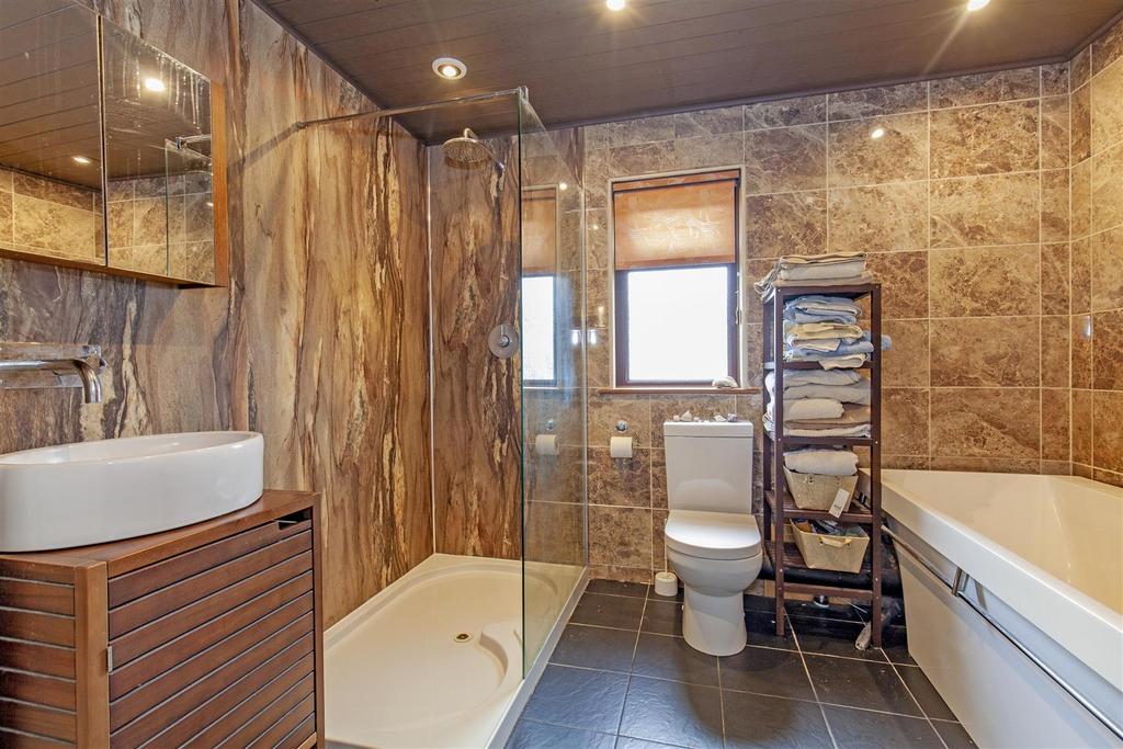 Bathroom-1.jpg