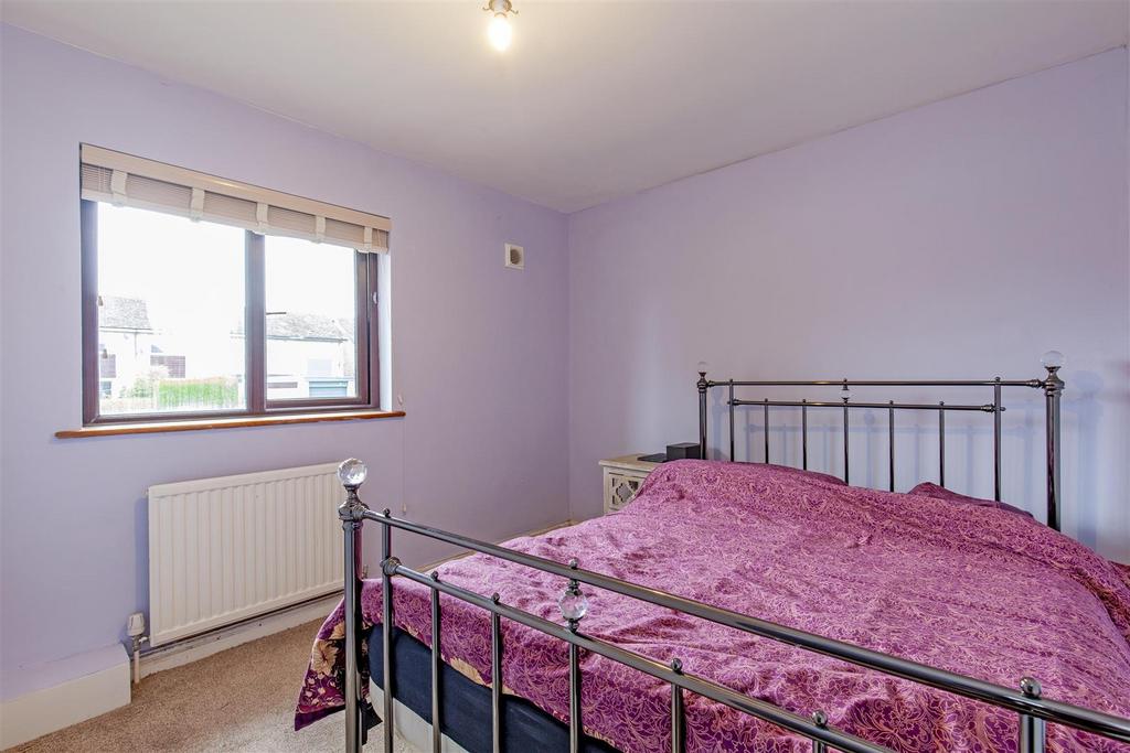 Bedroom 2-1.jpg