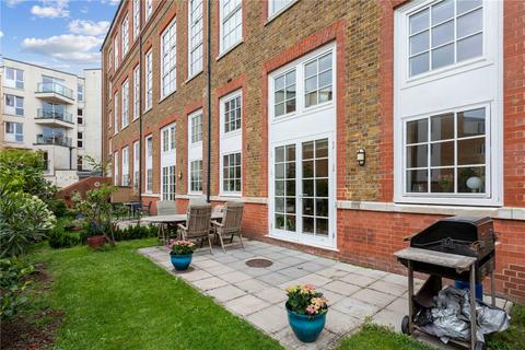 undefined, Enfield Road, London, N1