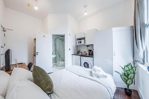 1 bedroom ground floor flat to rent, 57A Denmark Hill, London SE5