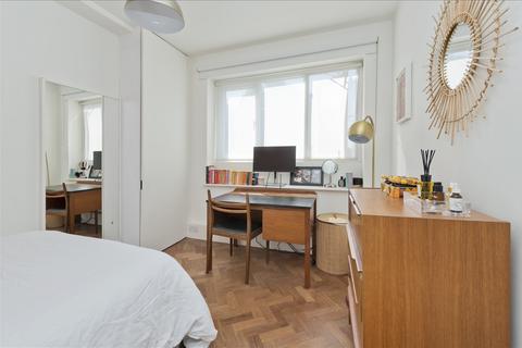 3 bedroom flat for sale, Shepherd's Bush W12 W12