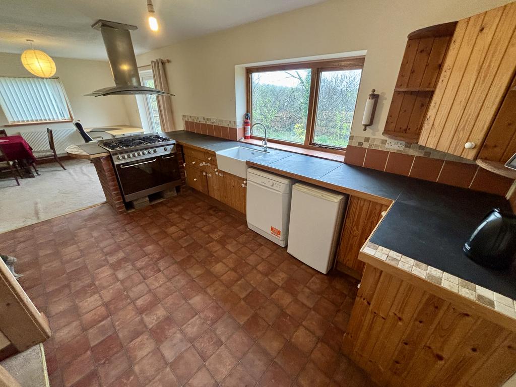 Kitchen/diner (second image)