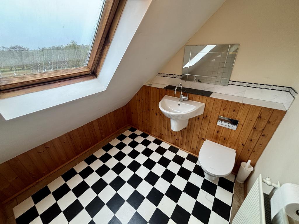 Bathroom (second image)