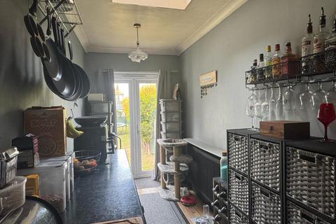 5 Grenville Road, New Addington, Croydon, CR0 0NZ